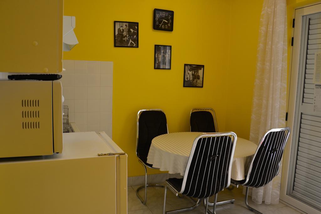 Apartments Gareta Gradac  Room photo
